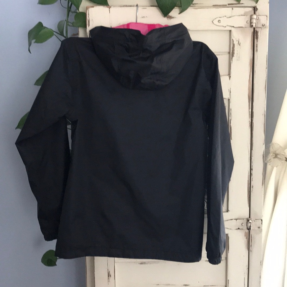 The North Face Windbreaker/Raincoat - Picture 2 of 4